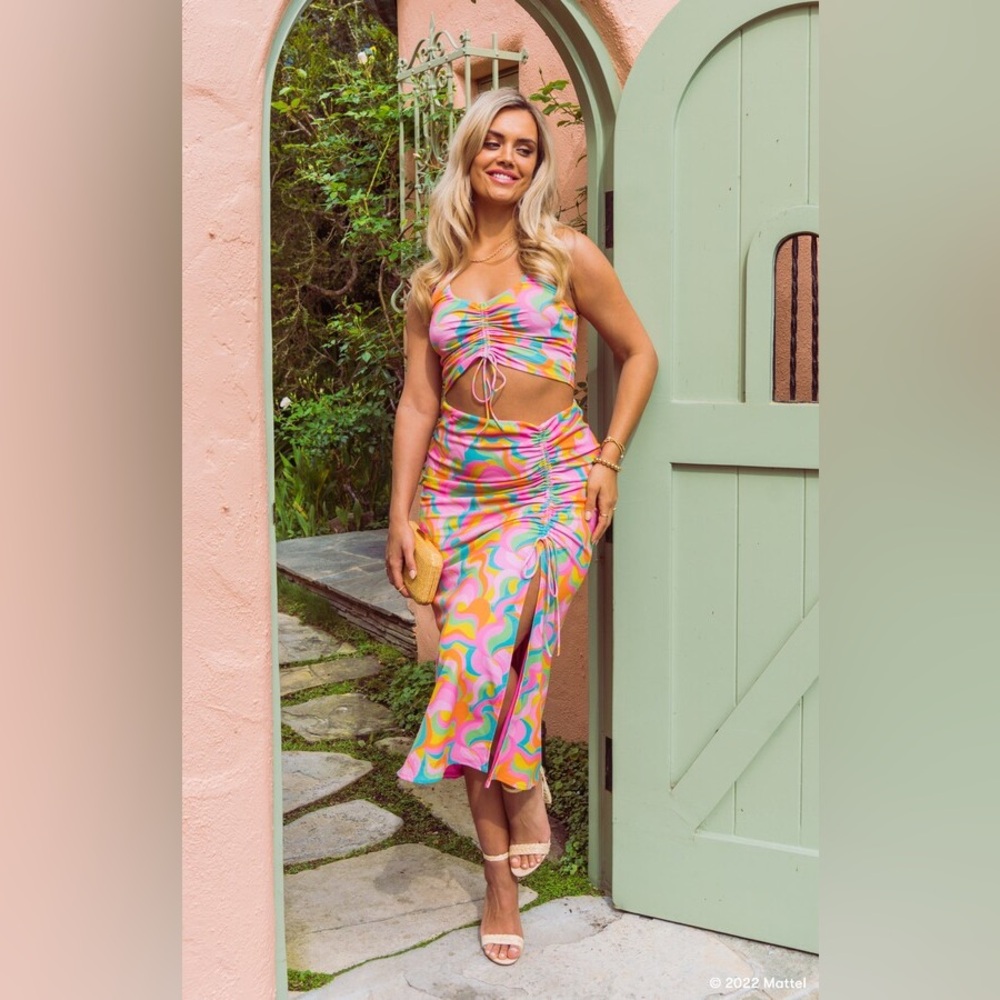 Krissy Top and Skirt in Barbie Party Wave